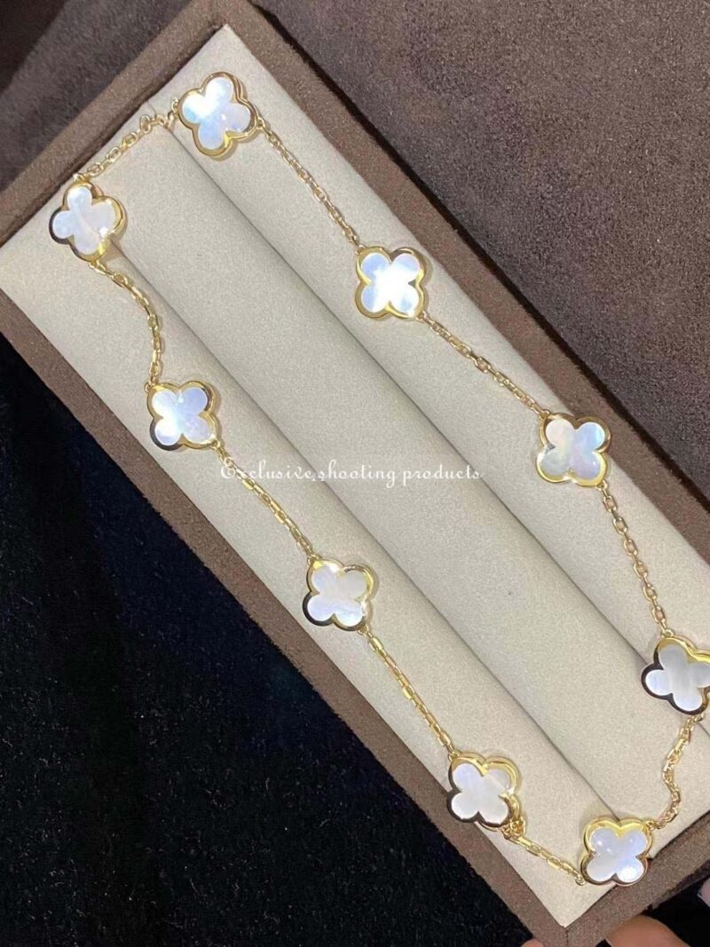Van Cleef & Arpels VCARA37800 Pure Alhambra necklace 9 motifs Yellow gold Mother-of-pearl 3