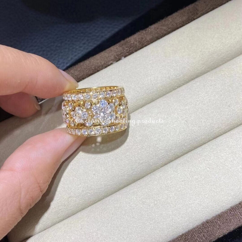 Van Cleef & Arpels VCARO3RV00 Snowflake Diamond ring Yellow gold ring 6