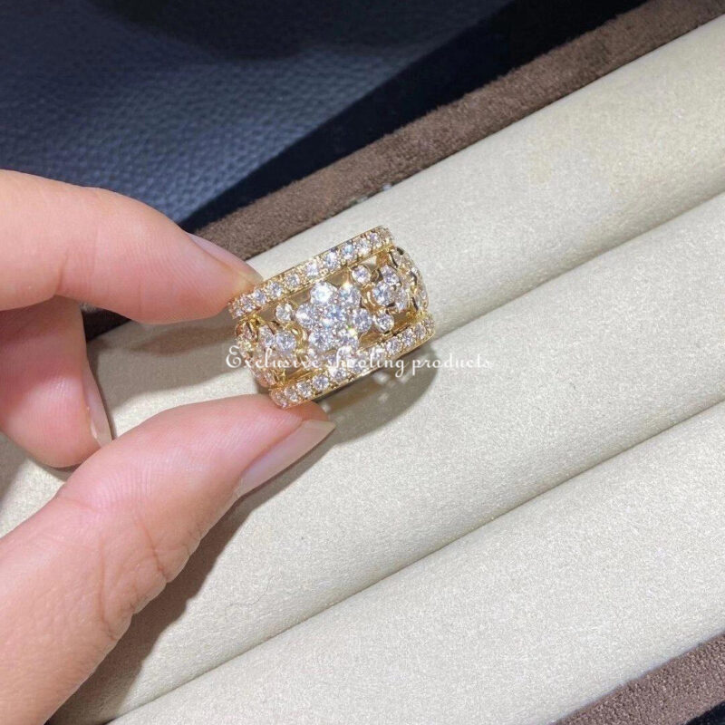 Van Cleef & Arpels VCARO3RV00 Snowflake Diamond ring Yellow gold ring 5