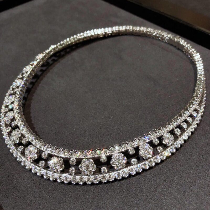 Van Cleef & Arpels VCARO3RI00 Snowflake Necklace Platinum Diamond Necklace 12