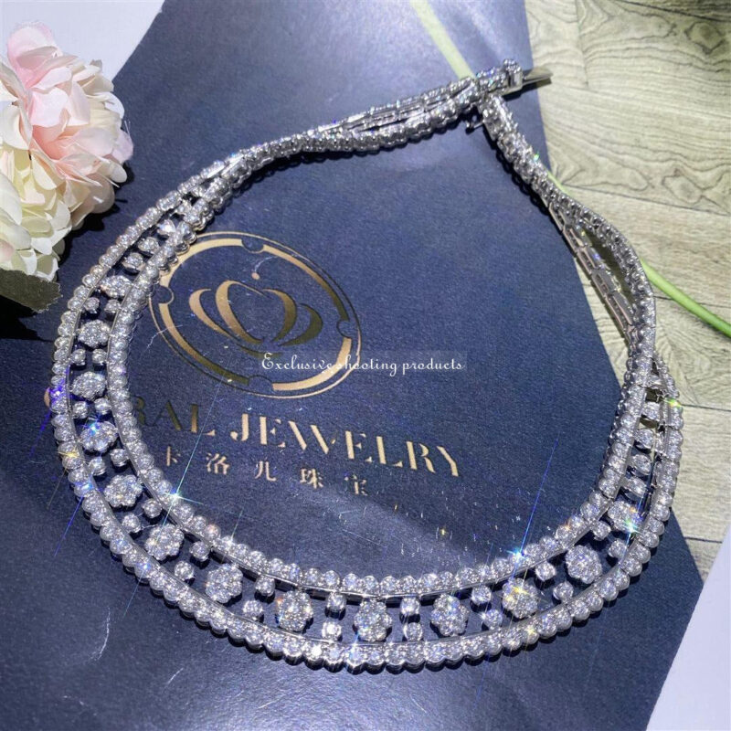 Van Cleef & Arpels VCARO3RI00 Snowflake Necklace Platinum Diamond Necklace 9