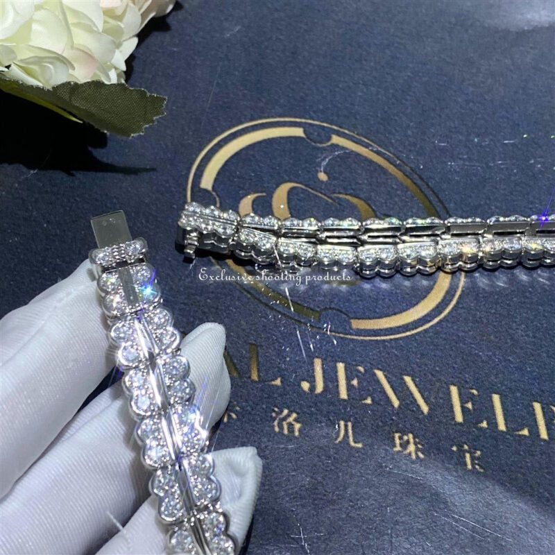 Van Cleef & Arpels VCARO3RI00 Snowflake Necklace Platinum Diamond Necklace 8