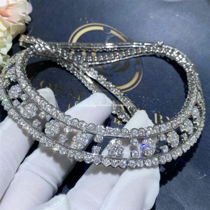 Van Cleef & Arpels VCARO3RI00 Snowflake Necklace Platinum Diamond Necklace 4