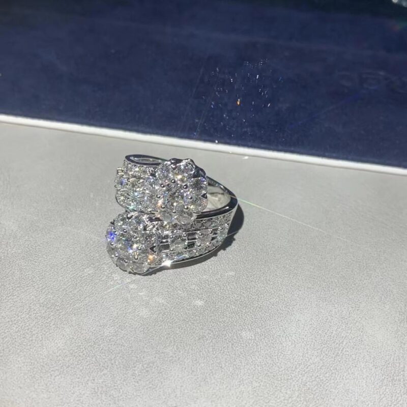 Van Cleef & Arpels VCARO3RG00 Snowflake ring Platinum Diamond ring 3