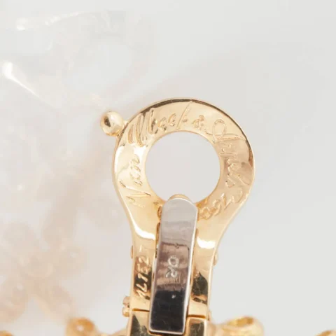 Van Cleef & Arpels VCARB14100 Socrate Earclips Diamond Yellow Gold Earrings 4