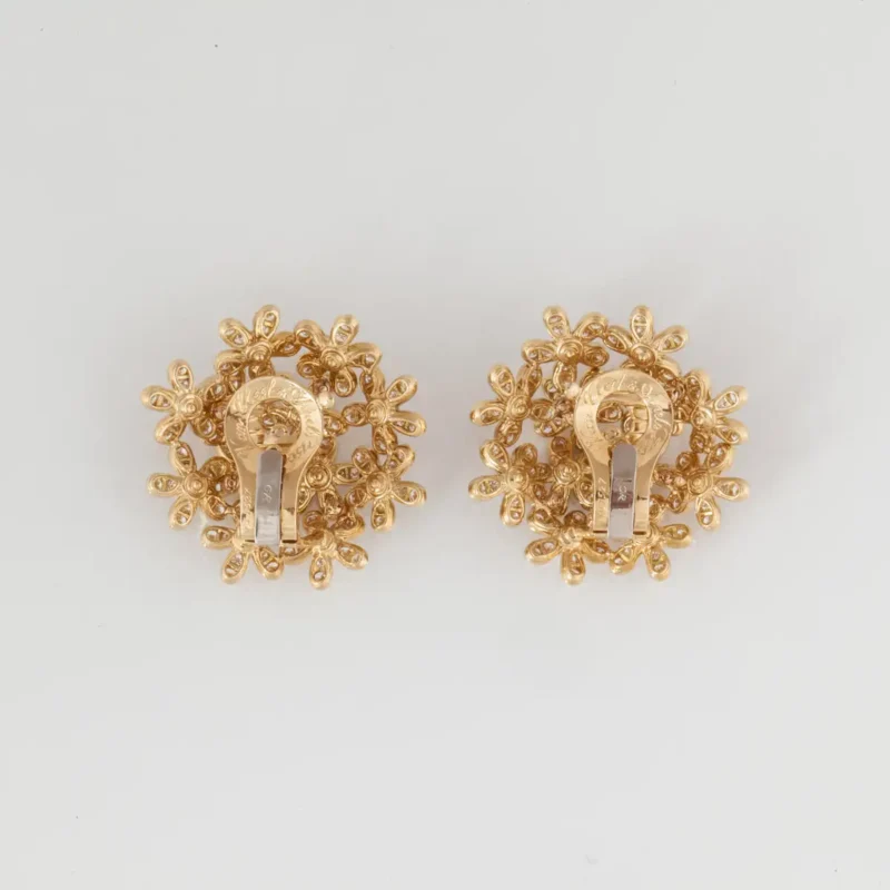 Van Cleef & Arpels VCARB14100 Socrate Earclips Diamond Yellow Gold Earrings 2