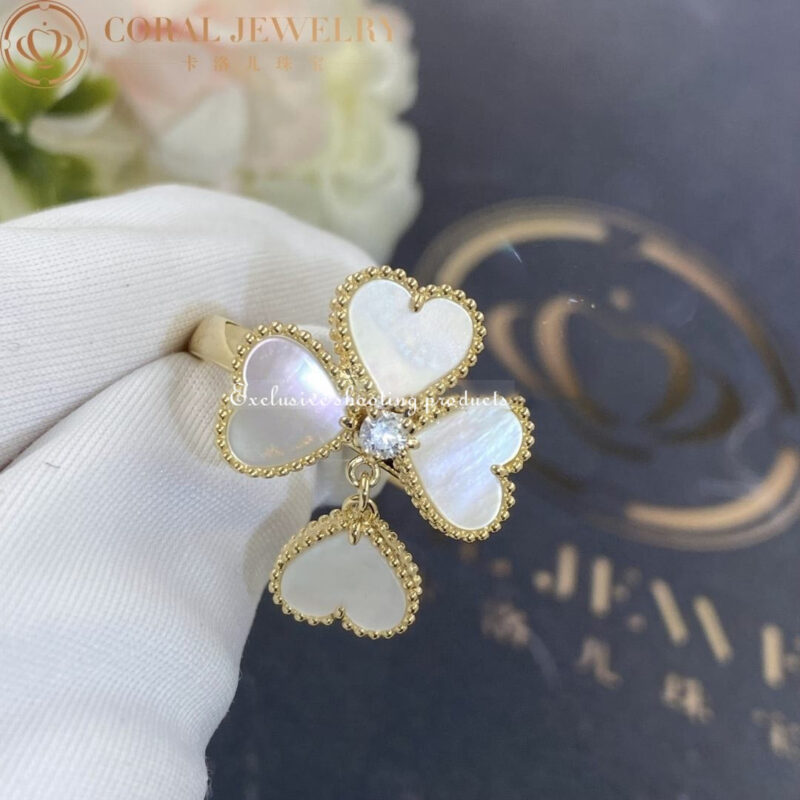 Van Cleef & Arpels VCARN5P300 Sweet Alhambra effeuillage ring Yellow gold Diamond Mother-of-pearl ring 4