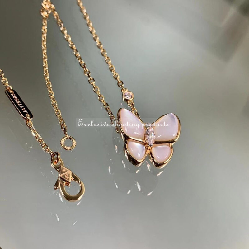 Van Cleef & Arpels VCARO8FO00 Two Butterfly pendant Rose gold Diamond Mother-of-pearl Necklaces 5