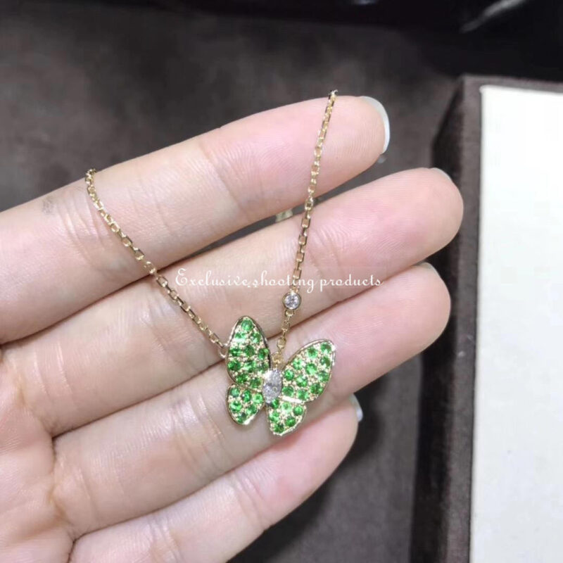 Van Cleef & Arpels VCARO6W700 Two Butterfly pendant Yellow gold Diamond tsavorites Necklace 3