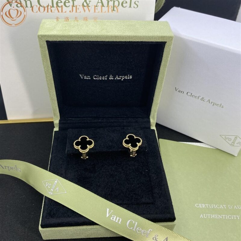 Van Cleef & Arpels VCARA44200 Vintage Alhambra earrings Yellow gold Onyx 7