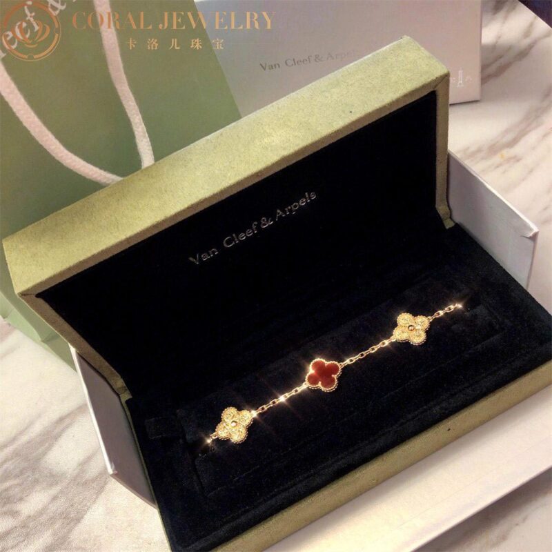 Van Cleef & Arpels VCARP0QS00 Vintage Alhambra Limited Edition bracelet 5 motifs Yellow gold Carnelian 5