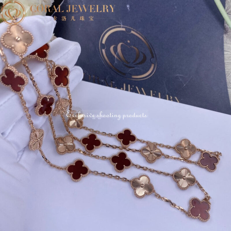 Van Cleef & Arpels VCARP7RO00 Vintage Alhambra long necklace 20 motifs Rose gold Carnelian 2