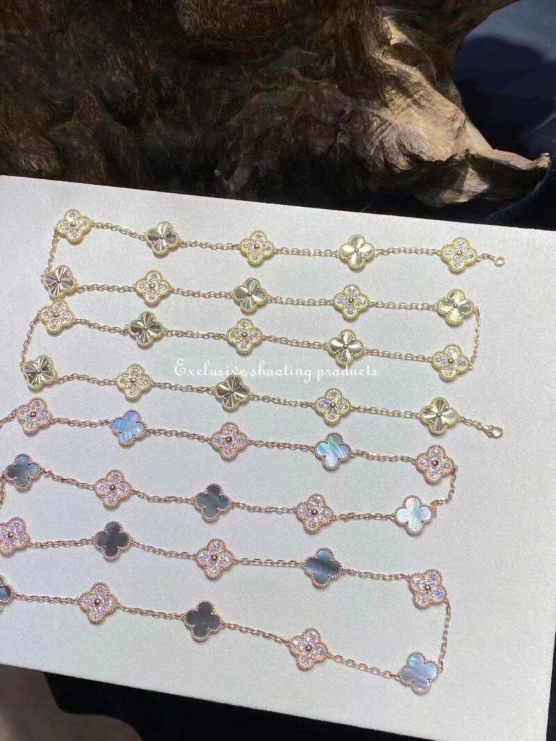 Van Cleef & Arpels Vintage VCARP2R000 Alhambra long necklace 20 motifs Rose gold Diamond Mother-of-pearl necklace 6