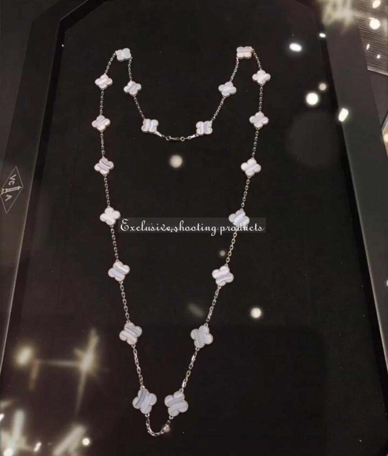 Van Cleef & Arpels VCARD80900 Vintage Alhambra long necklace 20 motifs White gold Chalcedony necklace 4