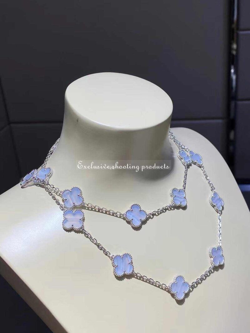 Van Cleef & Arpels VCARD80900 Vintage Alhambra long necklace 20 motifs White gold Chalcedony necklace 3