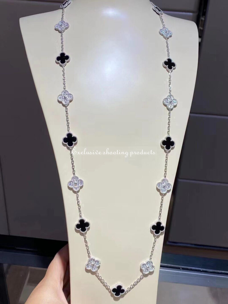 Van Cleef & Arpels VCARP2R800 Vintage Alhambra long necklace 20 motifs White gold Diamond Onyx necklace 5