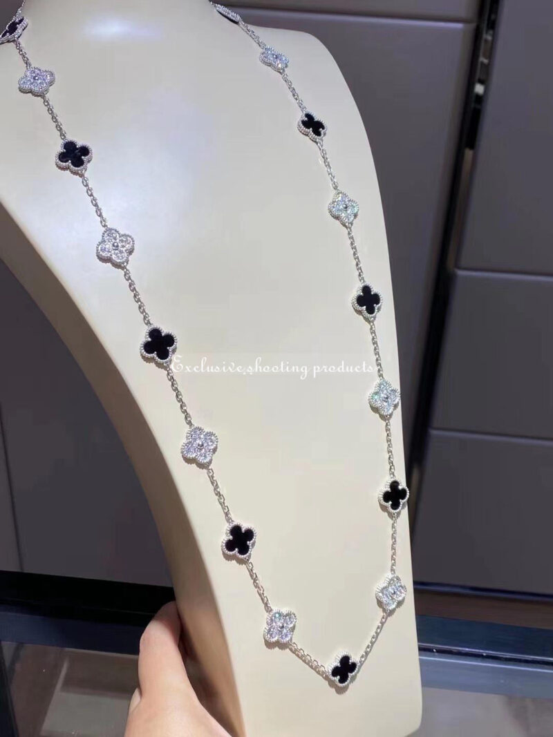 Van Cleef & Arpels VCARP2R800 Vintage Alhambra long necklace 20 motifs White gold Diamond Onyx necklace 4