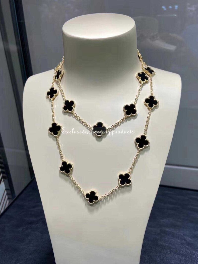 Van Cleef & Arpels VCARA43100 necklace Vintage Alhambra long 20 motifs Yellow gold Onyx necklace 8