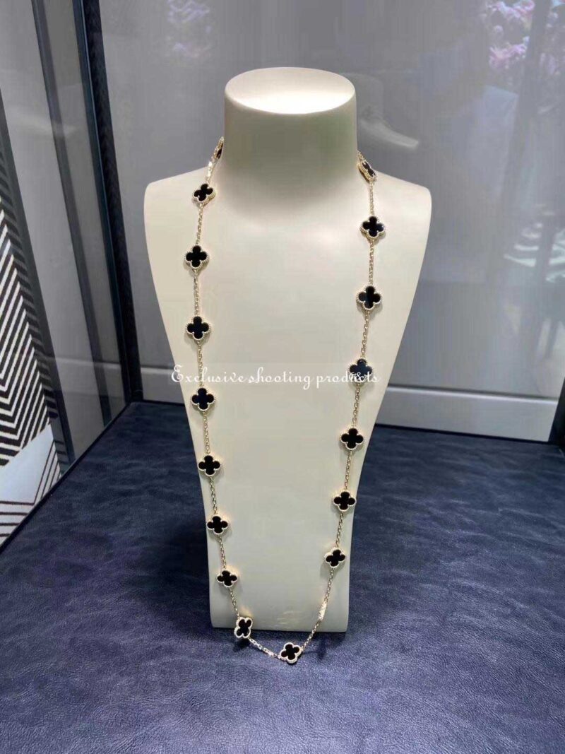 Van Cleef & Arpels VCARA43100 necklace Vintage Alhambra long 20 motifs Yellow gold Onyx necklace 6