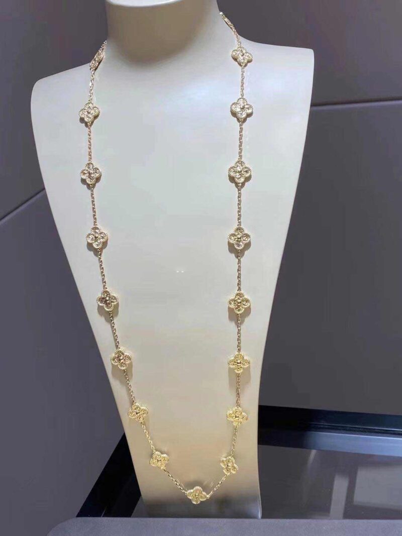 Van Cleef & Arpels VCARO1IC00 necklace Vintage Alhambra long necklace 20 motifs Yellow gold necklace 11