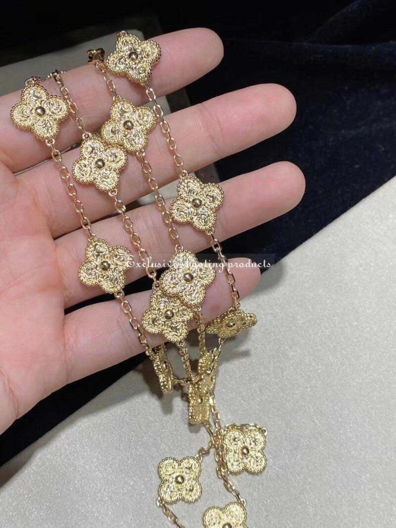 Van Cleef & Arpels VCARO1IC00 necklace Vintage Alhambra long necklace 20 motifs Yellow gold necklace 10