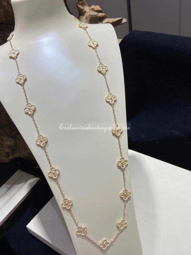 Van Cleef & Arpels VCARO1IC00 necklace Vintage Alhambra long necklace 20 motifs Yellow gold necklace 5