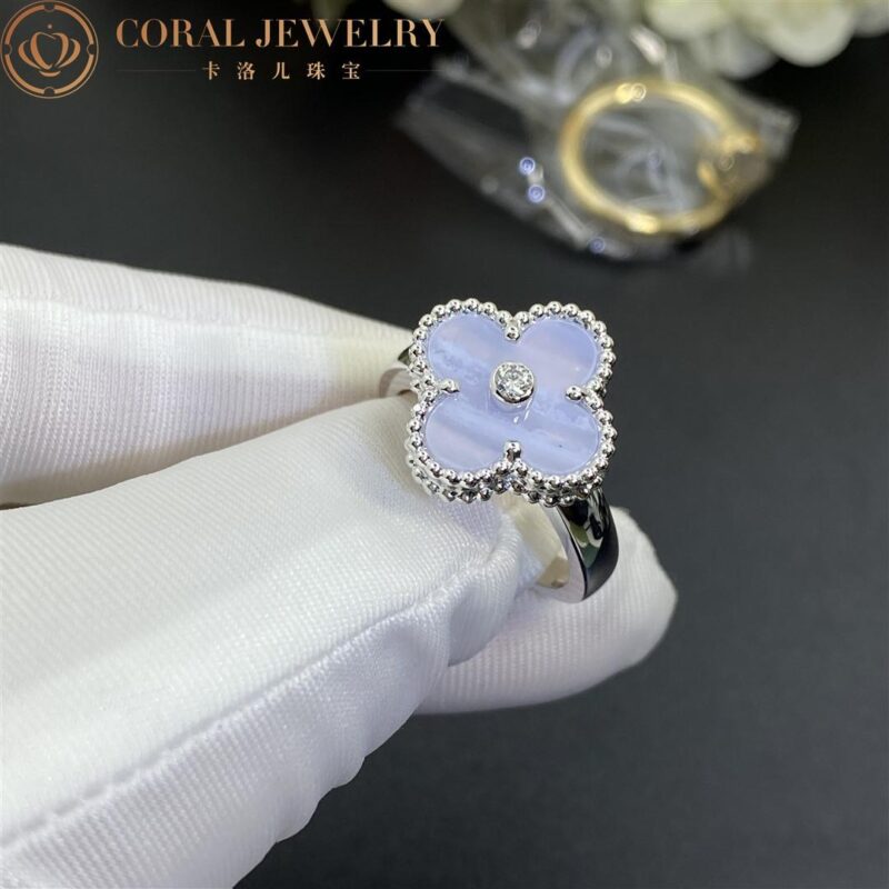 Van Cleef & Arpels VCARF48900-Chalcedony Vintage Alhambra ring White gold Diamond Chalcedony ring 5