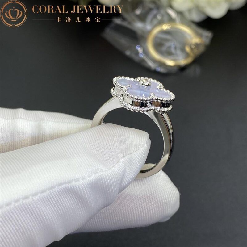Van Cleef & Arpels VCARF48900-Chalcedony Vintage Alhambra ring White gold Diamond Chalcedony ring 4