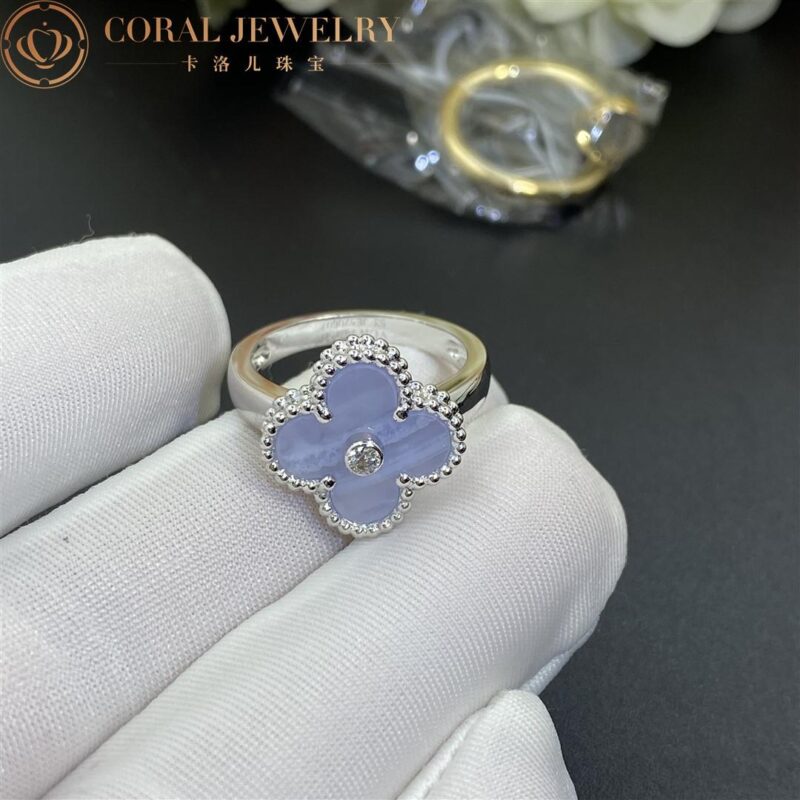 Van Cleef & Arpels VCARF48900-Chalcedony Vintage Alhambra ring White gold Diamond Chalcedony ring 3