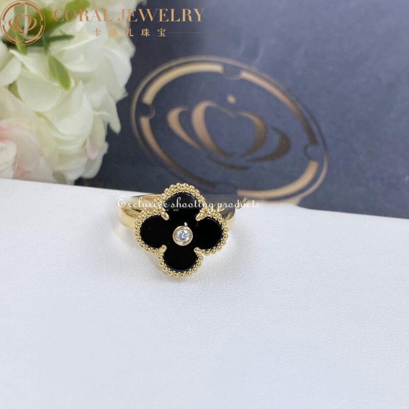 Van Cleef & Arpels VCARA41000 Vintage Alhambra ring Yellow gold Diamond Onyx ring 3