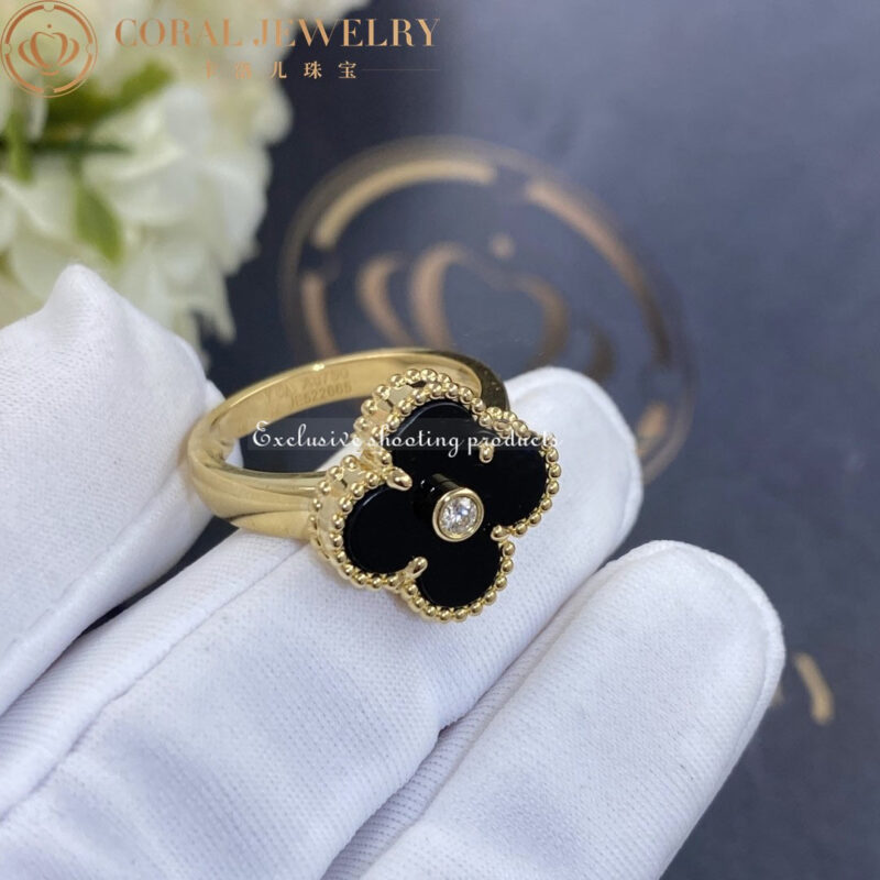 Van Cleef & Arpels VCARA41000 Vintage Alhambra ring Yellow gold Diamond Onyx ring 2