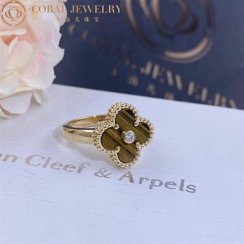 Van Cleef & Arpels VCARD40900 Vintage Alhambra ring Yellow gold Diamond Tiger Eye ring 5