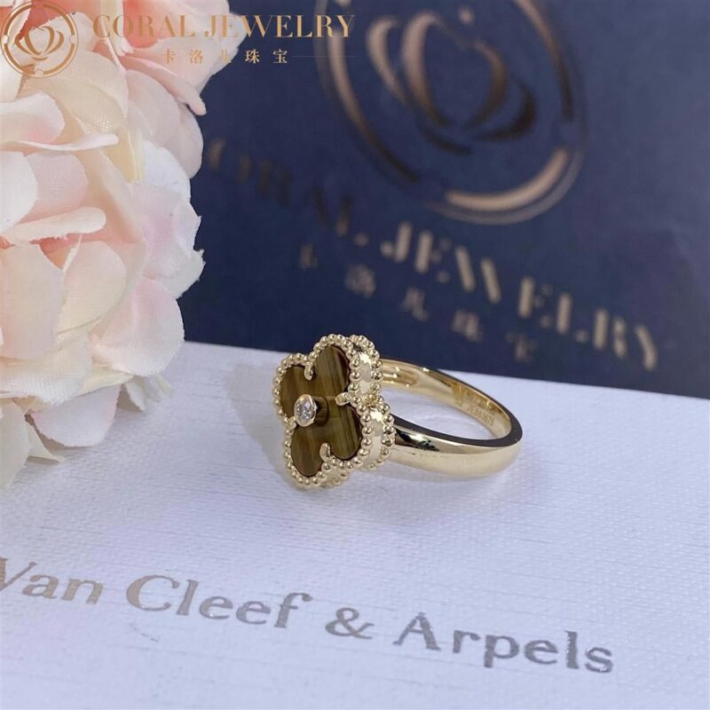 Van Cleef & Arpels VCARD40900 Vintage Alhambra ring Yellow gold Diamond Tiger Eye ring 3